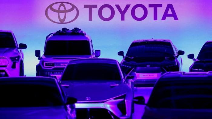 Η Toyota επανεξετάζει τα ηλεκτρική της στρατηγική 